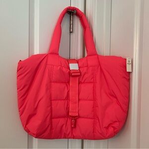 OFFLINE by Aerie puffer tote bag NWT